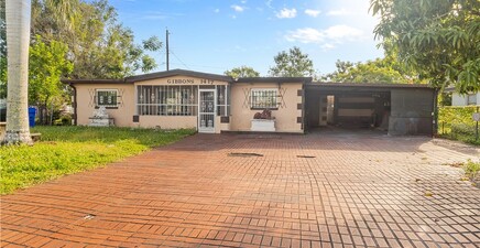 1417 Gardenia AVE, Fort Myers 33916, FL