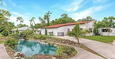 6343 Mark LN, Fort Myers 33966, FL