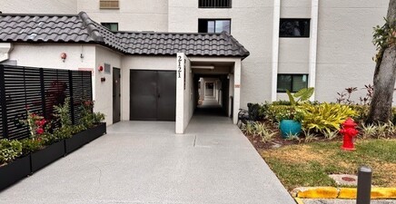 2121 Collier AVE 220, Fort Myers 33901, FL