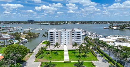 1325 7th ST S 2B, Naples 34102, FL