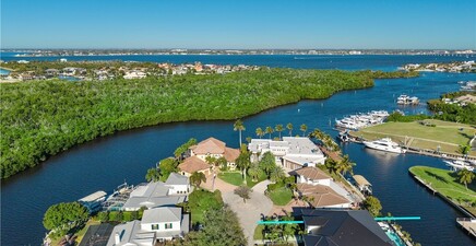 111 Montrose DR, Fort Myers 33919, FL