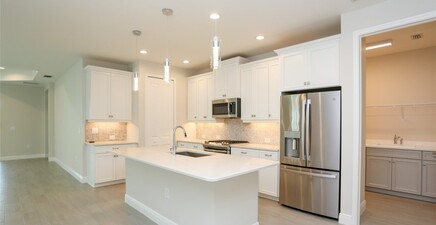 2428 Ariane DR, Naples 34112, FL