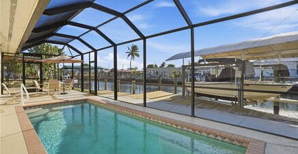 2821 Bruce ST, Matlacha 33993, FL