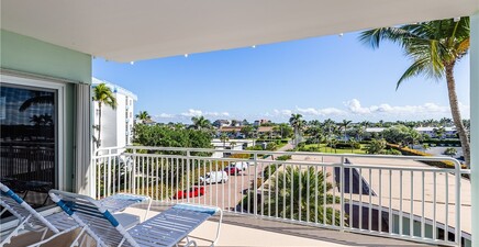 500 Saturn CT 48, Marco Island 34145, FL
