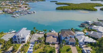 141 Pago Pago DR E, Naples 34113, FL