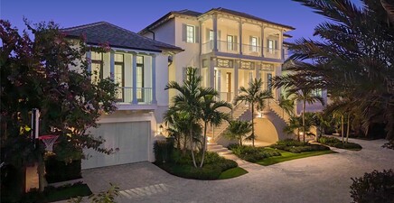 3777 Gordon DR, Naples 34102, FL