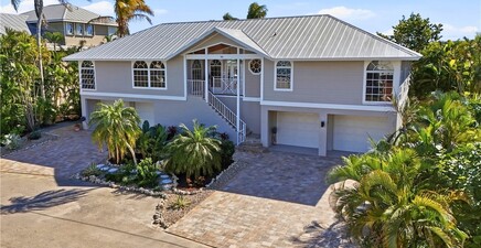 56 Fairview BLVD, Fort Myers Beach 33931, FL