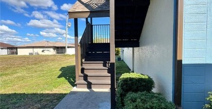 3911 Country Club BLVD 201, Cape Coral 33904, FL