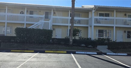 4617 Bayshore DR H2, Naples 34112, FL