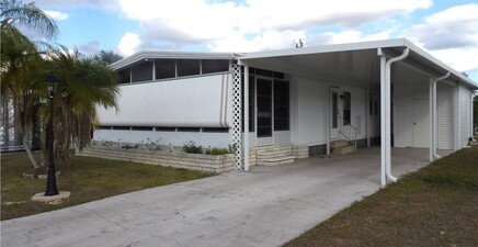 239 Shrub LN N, North Fort Myers 33917, FL