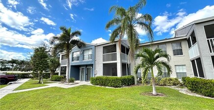 124 Santa Clara DR 15, Naples 34104, FL