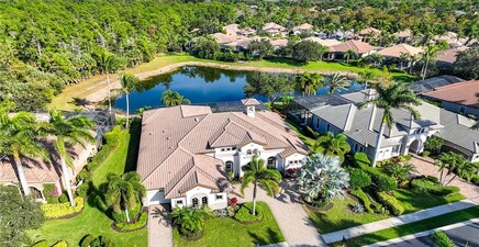 7788 Classics DR, Naples 34113, FL