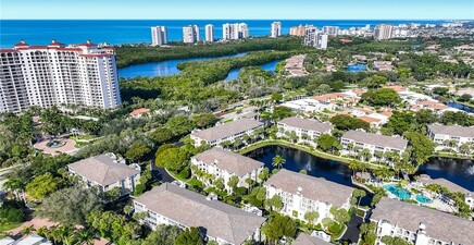 7725 Pebble Creek CIR 305, Naples 34108, FL