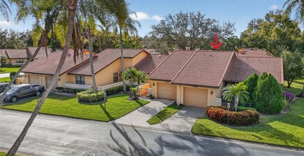 5365 Governors DR, Fort Myers 33907, FL