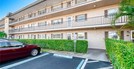 5483 Rattlesnake Hammock RD 207, Naples 34113, FL