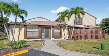 1209 SE 8th ST 111, Cape Coral 33990, FL
