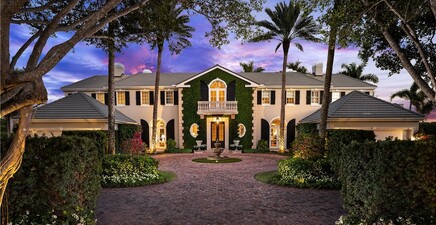 1975 Galleon DR, Naples 34102, FL