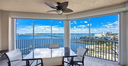 2090 W First ST 1810, Fort Myers 33901, FL