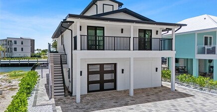 910 3rd ST, Fort Myers Beach 33931, FL