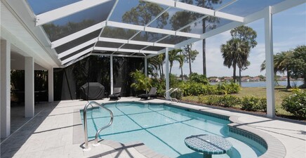 700 Lambton LN, Naples 34104, FL