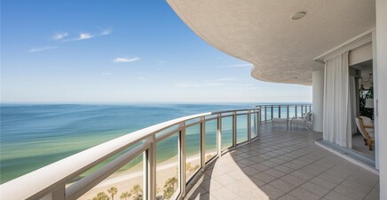 8231 Bay Colony DR 1004, Naples 34108, FL