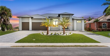 16456 Cape Horn BLVD, Punta Gorda 33955, FL