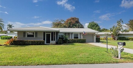 62 Lanai CIR 62, Naples 34112, FL
