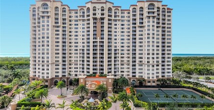 6597 Nicholas BLVD E 405, Naples 34108, FL