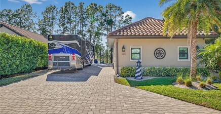 13875 Golden Palms CIR, Fort Myers 33913, FL