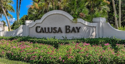 6812 Satinleaf RD S 202, Naples 34109, FL