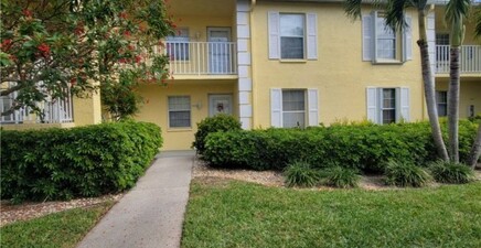 2618 Kings Lake BLVD 2-202, Naples 34112, FL