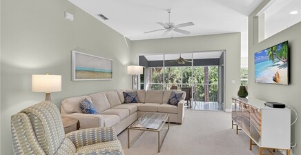 760 Tarpon Cove DR 203, Naples 34110, FL