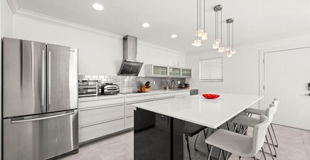 766 Central AVE 301, Naples 34102, FL