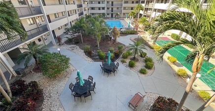 2121 Collier AVE E 316, Fort Myers 33901, FL