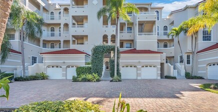 1610 Clermont DR 104, Naples 34109, FL