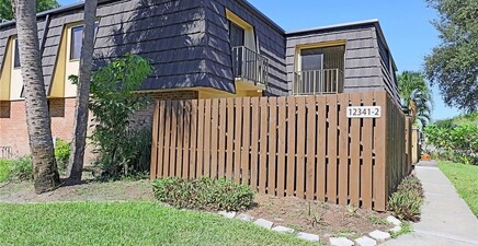 12341 Woodrose CT 2, Fort Myers 33907, FL