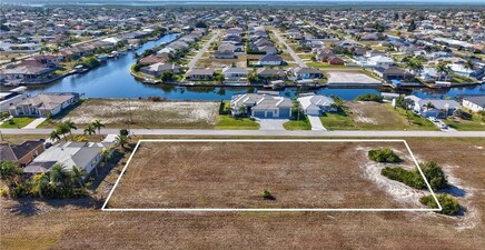 109 NW 32nd PL, Cape Coral 33993, FL