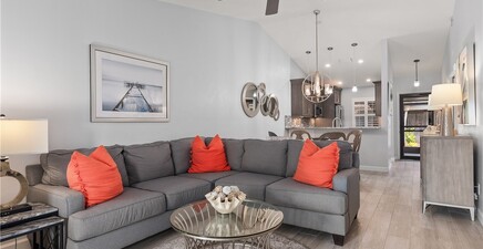 2034 Pine Isle LN 2034, Naples 34112, FL