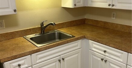 3325 Airport pulling RD, Naples 34105, FL