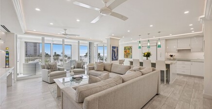 4051 Gulf Shore BLVD N 405, Naples 34103, FL