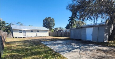 2248 Marina Park DR, Fort Myers 33905, FL