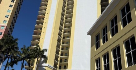 2797 First ST 2105, Fort Myers 33916, FL