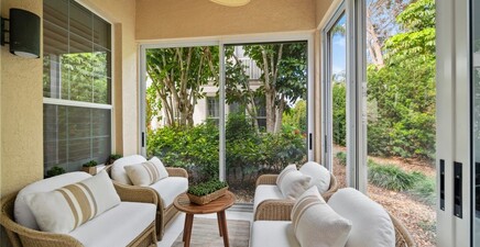 261 Colonade CIR 2701, Naples 34103, FL