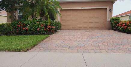 2432 Caslotti WAY, Cape Coral 33909, FL