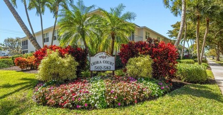 582 Broad AVE S 582, Naples 34102, FL