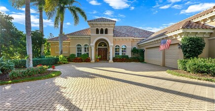 7615 Palmer CT, Naples 34113, FL