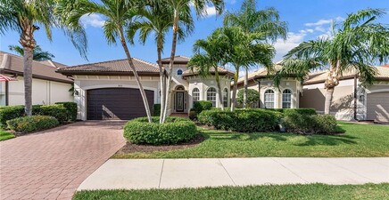 7875 Valencia CT, Naples 34113, FL