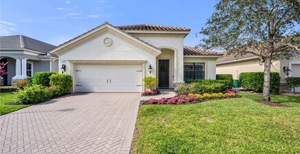 3634 Canopy CIR, Naples 34120, FL