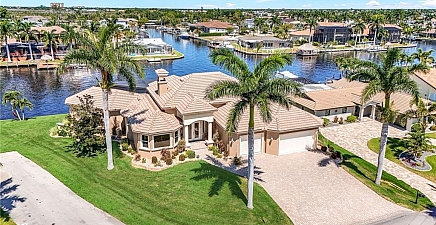 5342 Bayside Ct , Cape Coral 33904, FL