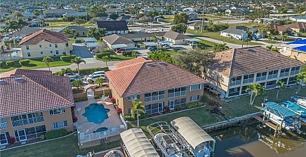 841 Sw 47th Ter 202, Cape Coral 33914, FL